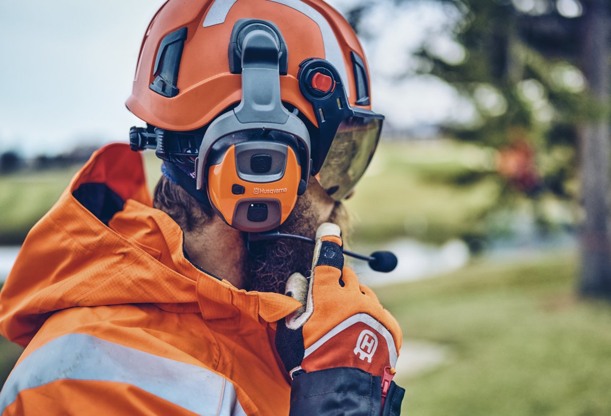 X-COM ACTIVE -KUULONSUOJAIMET, INTERCOM+BT, KYPÄRÄ